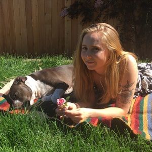 Meet your Posher, Sierra